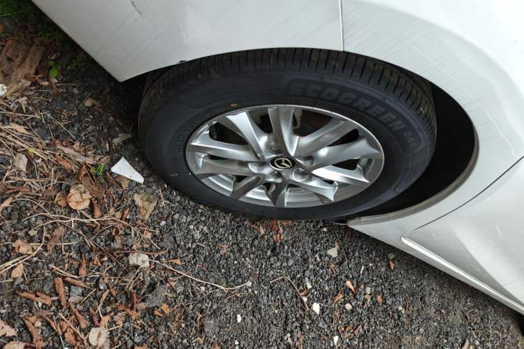 Used Mazda Mazda 3 Axela 2017 Sedan 1.5L Automatic Luxury Model China VI Standard