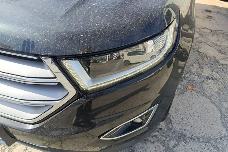 Used Ford Edge 2015 2.0T GTDi Four-Wheel Drive Prestige Model