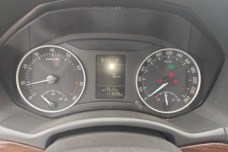 Used Skoda Octavia 2012 1.6L Automatic Yijun Edition Instrument Cluster