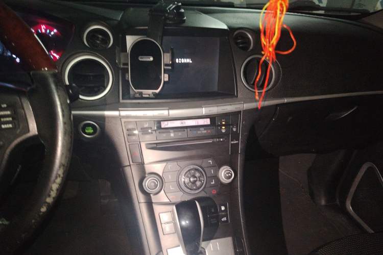 Used Luxgen Great 7 SUV 2014 Honor Collection Edition 2.2T Two-Wheel Drive Smart Model