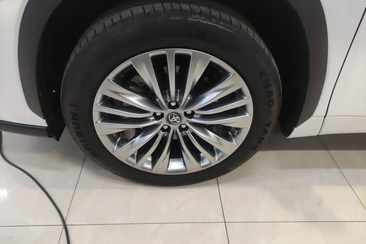 Used Toyota Highlander 2022 Dual-Engine 2.5L Four-Wheel Drive Prestige Version 7 Seats
