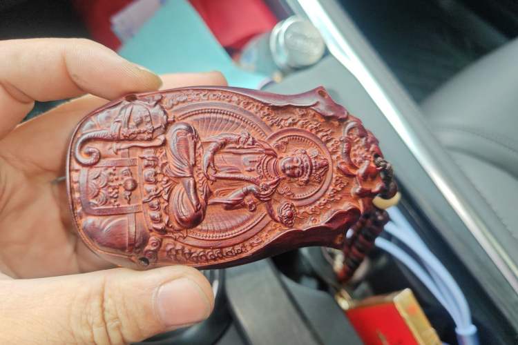 Used Ford Explorer 2024 2.3T EcoBoost Four-Wheel Drive Titanium Edition 7 Seats Vehicle Key