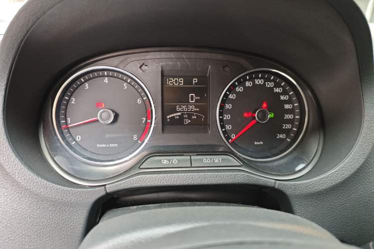 Used Volkswagen Polo 2014 1.4L Automatic Comfort Edition