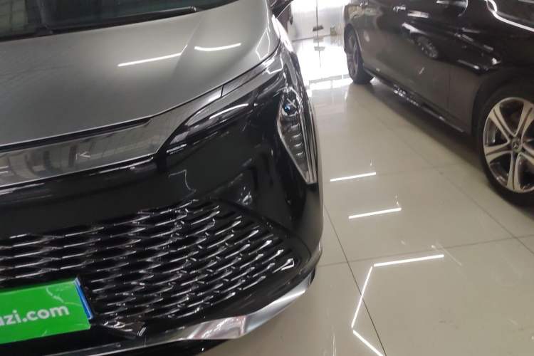 Used Buick Century 2023 2.0T Six-Seater Yinshi Edition