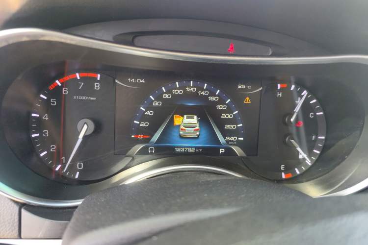 Used Haval H8 2017 2.0T Gasoline Two-Wheel Drive Enjoyment Version Instrument Cluster