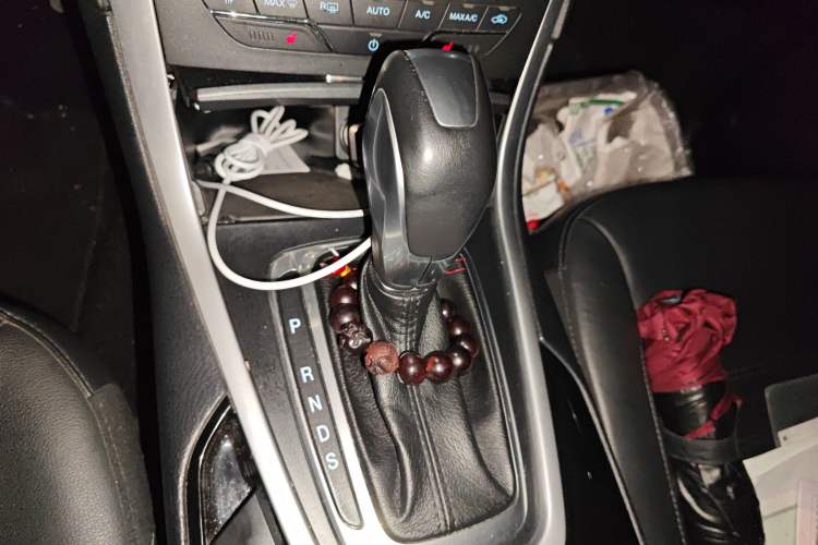 Used Ford Edge 2016 EcoBoost 245 Four-Wheel Drive Titanium Edition 7-Seater
