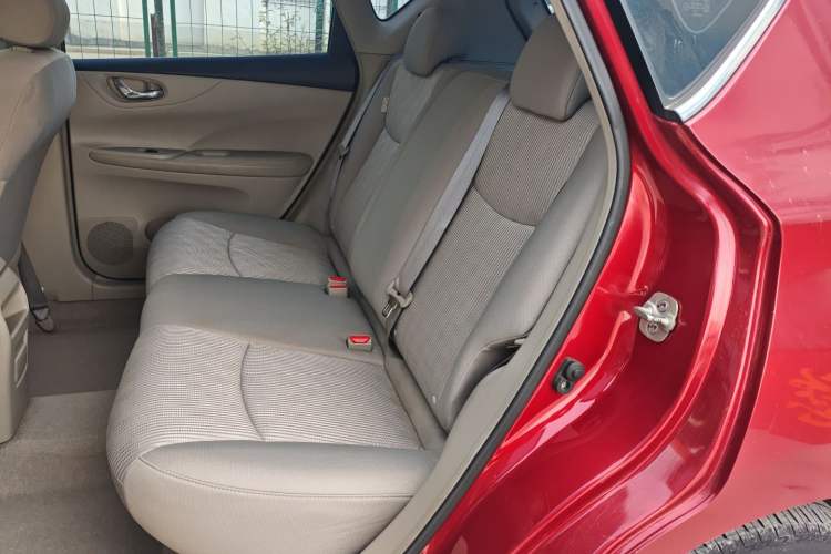 Used Nissan Tiida 2016 1.6L CVT Joyride Edition Left Rear Seat