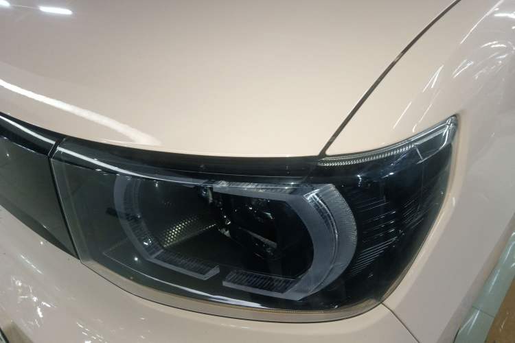 Used Wuling Hongguang MINIEV 2021 Macaron Premium Model – Lithium Iron Phosphate Left Front Headlight