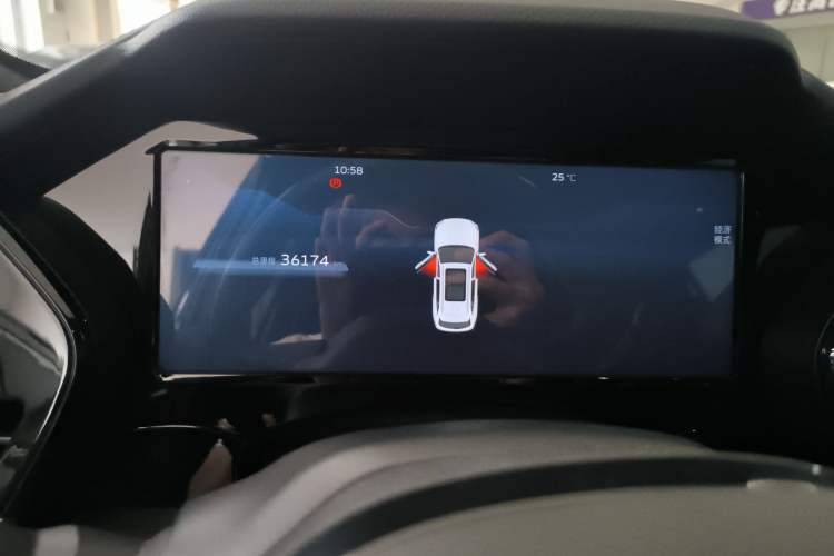 Used Geely Auto Monjaro L 2021 2.0TD DCT EVO Two-Wheel Drive Prestige Version Instrument Cluster