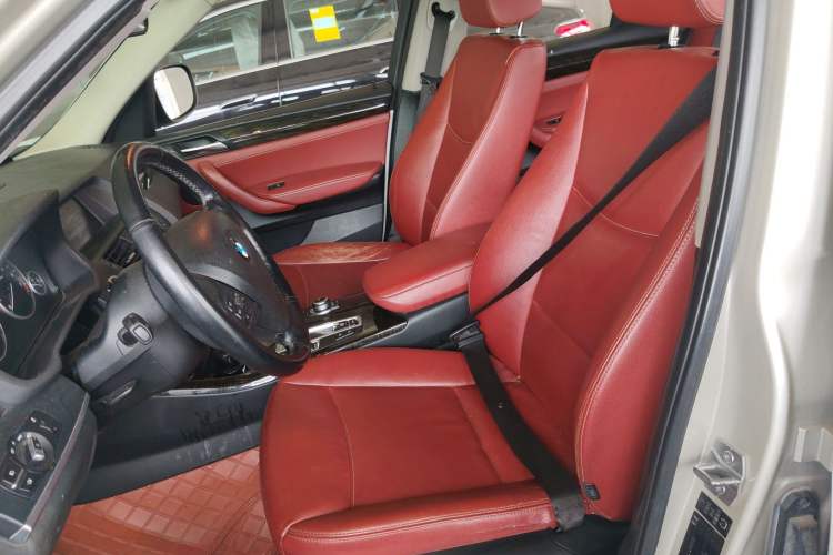 Used BMW X3 2013 xDrive20i Luxury Edition Left Front Seat