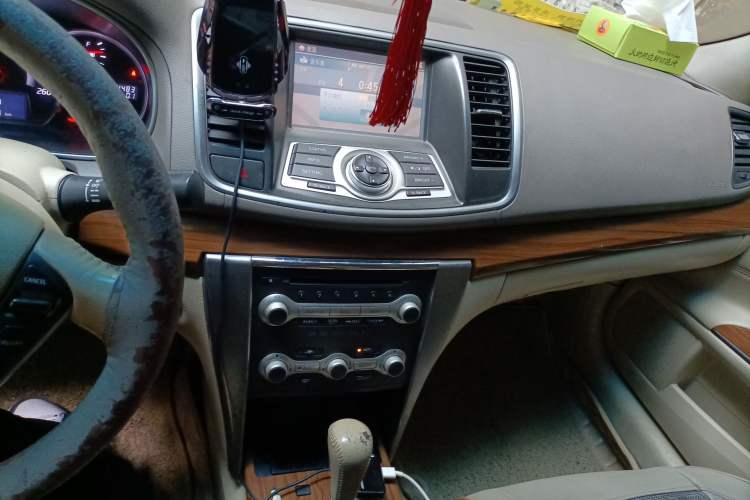 Used Nissan Teana 2008 Duke 2.5L XV Luxury Edition Audio And AC Panel