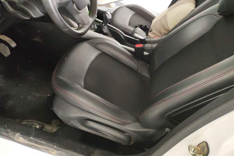 Used Citroen C3-XR 2015 1.6L Manual Pioneer Model Left Front Seat