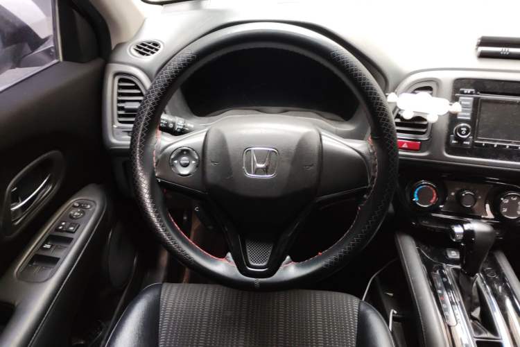 Used Honda Vezel 2017 1.8L CVT Front-Wheel Drive Pioneer Edition