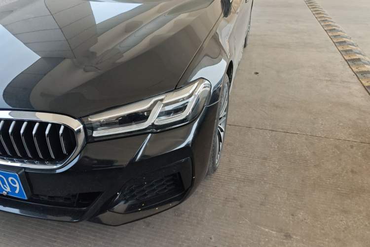 Used BMW 5 Series 2021 Facelifted 530Li Leading Edition M Sport Package Left Front Headlight