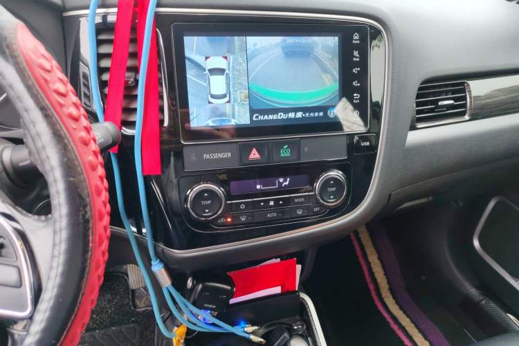 Used Mitsubishi Outlander 2019 2.0L Two-Wheel Drive Comfort Edition 5 Seats China V Standard
