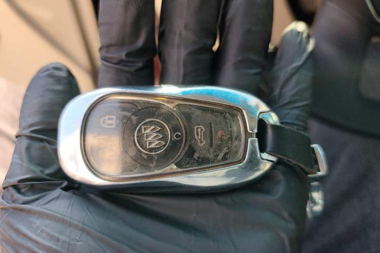 Used Buick GL8 2022 ES Landtrek 653T Comfort Edition