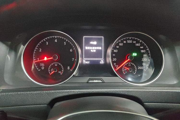 Used Volkswagen Golf 2017 1.6L Automatic Comfort Million-Vehicle Anniversary Edition