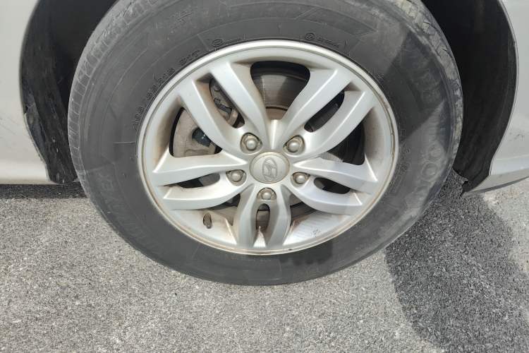 Used Hyundai Celesta 2011 1.6L Manual Luxury Model
