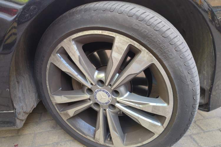 Used Mercedes-Benz E-Class 2015 Facelift E 200 L Sport Edition