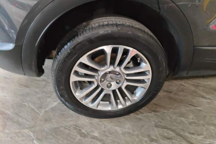 Used Qoros 5 2019 Qoros 5S 1.6 TGDI Prestige Model