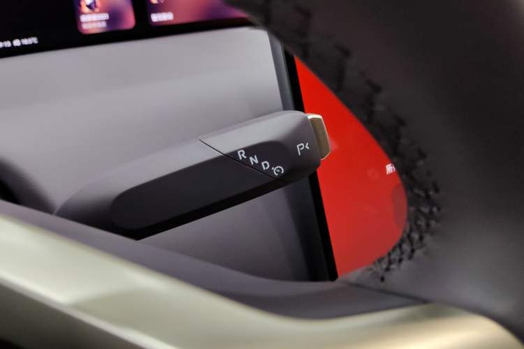 Used Avatr 12 2025 Updated Ultra All-Electric Four-Wheel Drive Gear Lever