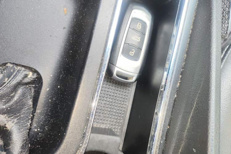 Used Geely Auto Emgrand 2017 Sedan Million Edition 1.5L Manual - Upward Version