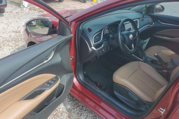 Used Buick Excelle GX 2018 18T Automatic Flagship Model