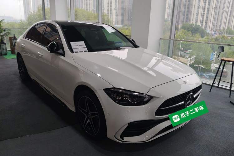 Used Mercedes-Benz C-Class 2025 C 260 L Obsidian Night Sport Edition Exterior 1