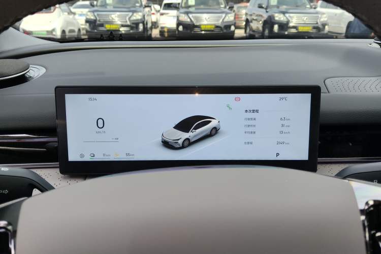 Used Geely Galaxy Galaxy 8 2025 130km EM-i Deluxe Edition
