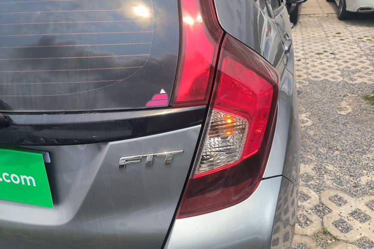 Used Honda Fit 2016 1.5L LXS CVT Comfort Sunroof Version Right Rear Taillight