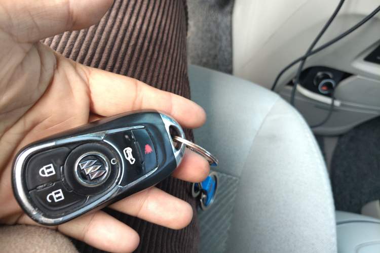 Used Buick GL8 2023 Land Executive Class Smart Enjoyment Model
