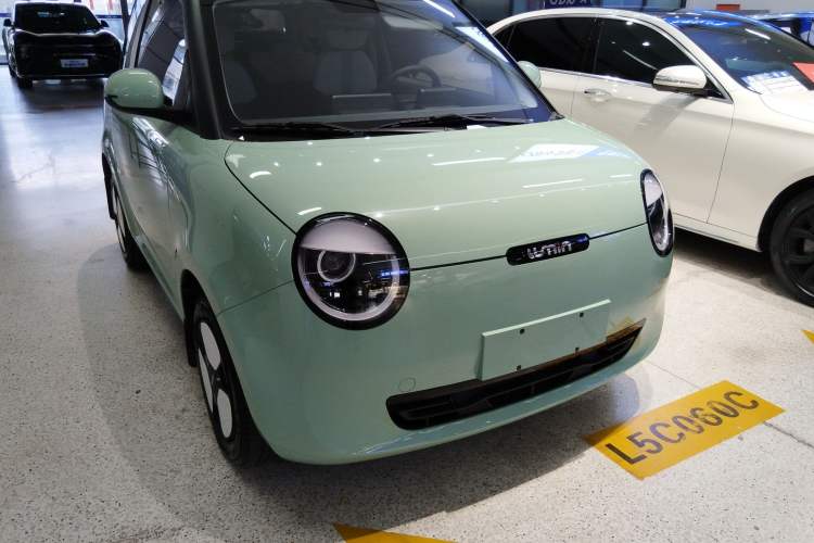 Used CHANGAN NEVO Lumin 2022 155 km – Refreshingly Sweet Edition
