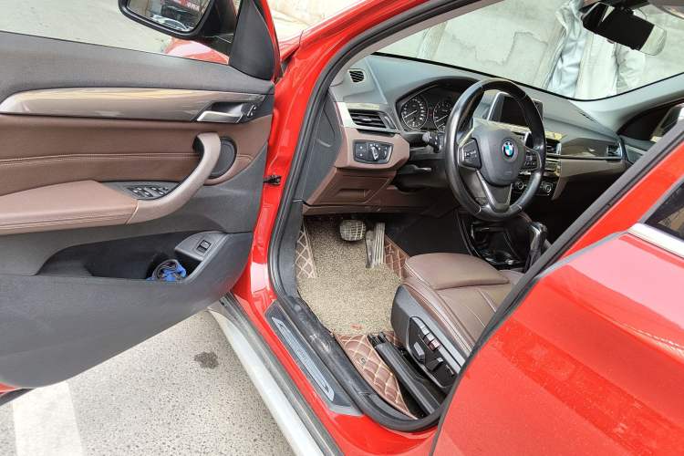 Used BMW X1 2018 sDrive18Li Luxury Model
