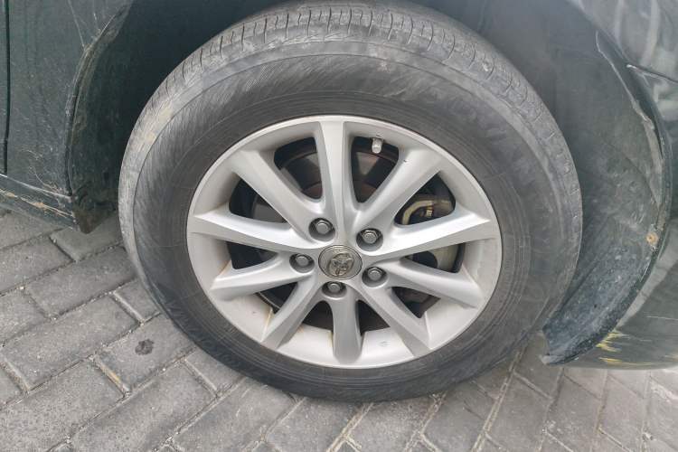 Used Toyota Camry 2013 200G Classic Luxury Edition Right Front Wheel Hub