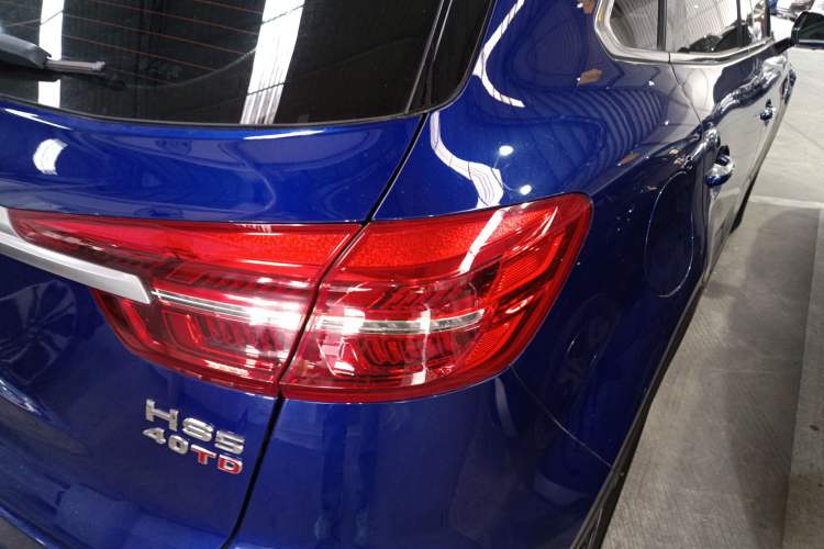 Used Hongqi HS5 2022 Revised Version 2.0T Smart Connect Flagship Edition
