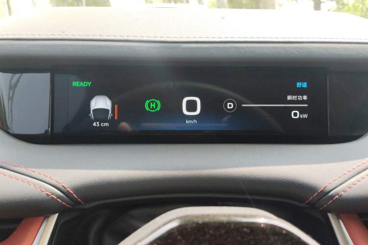 Used Xiaomi Auto SU7 2024 Four-Wheel Drive Ultra-Long Range Advanced Intelligent Driving Max Edition