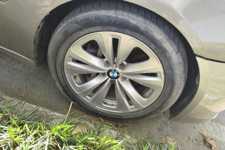 Used BMW 7 Series 2011 730Li Elegant Model
