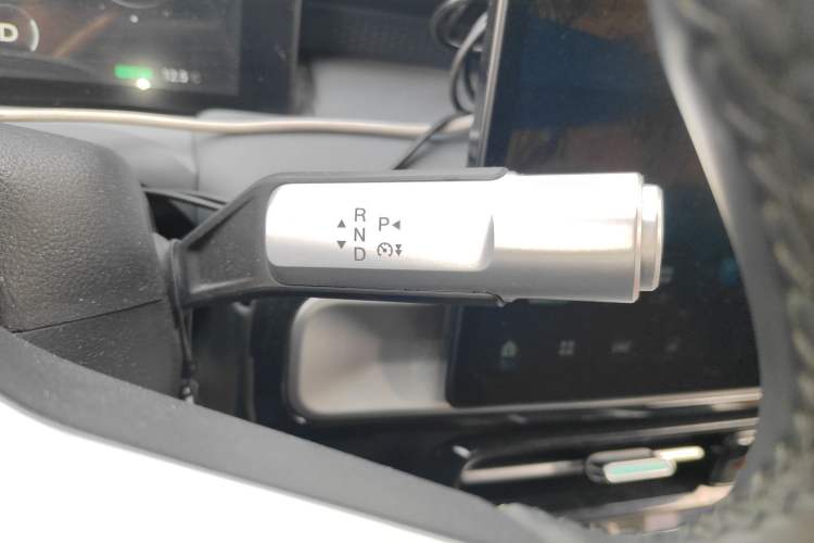 Used AION Y 2023 Plus 510 Enjoy Edition
