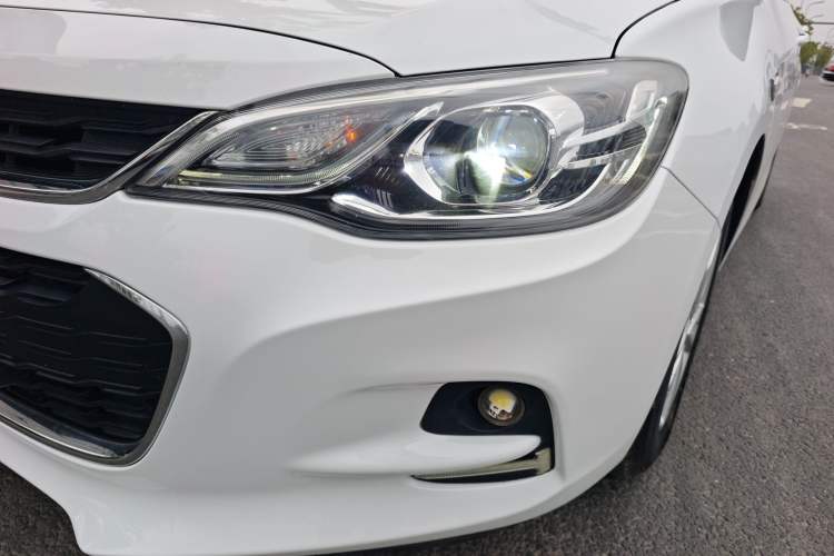 Used Chevrolet Cavalier 2016 1.5L Automatic Xinyue Edition Left Front Headlight