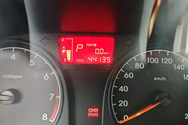 Used Hyundai Verna (older generation) 2014 1.4L Automatic Smart GLS Odometer Close Up