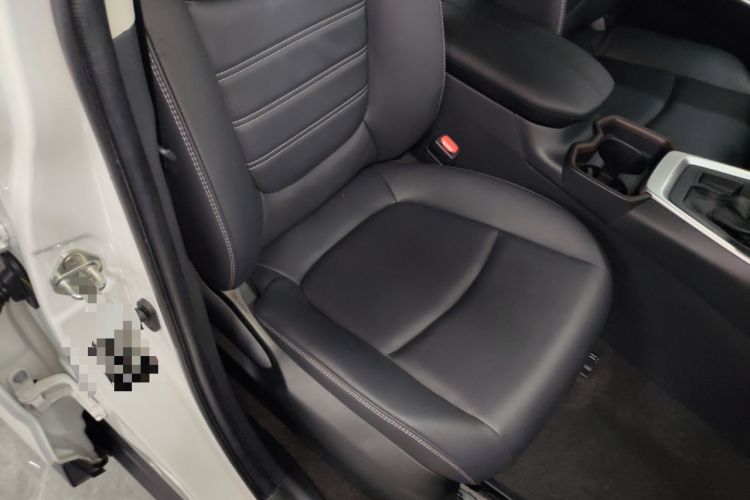 Used Toyota RAV4 2022 2.0L CVT Two-Wheel Drive Fashion Plus Edition Right Front Seat