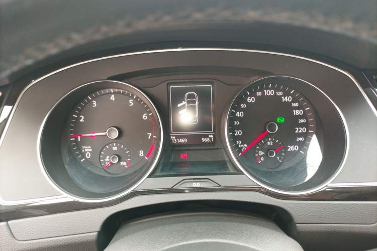 Used Volkswagen Magotan 2018 330TSI DSG Advanced Model Instrument Cluster