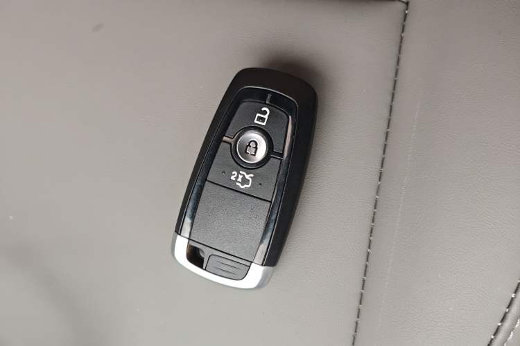 Used Ford Escort 2019 Revised Version 1.5L Automatic Enjoyment Type China VI Standard Vehicle Key