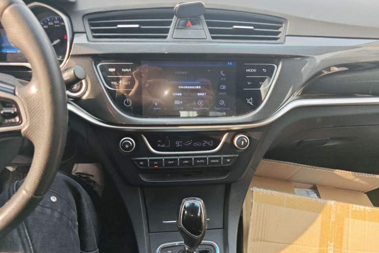 Used Geely Auto Emgrand 2017 Sedan Million Edition 1.5L CVT Upward Version