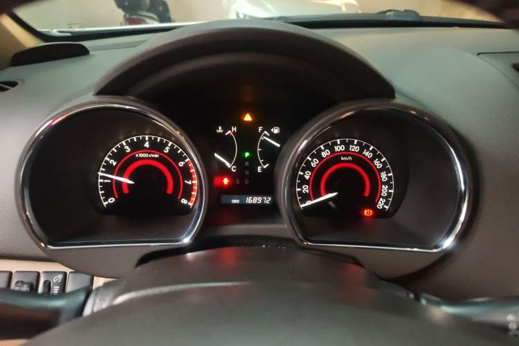 Used Toyota Highlander 2011 2.7L Two-Wheel Drive 7-Seater Luxury Edition
