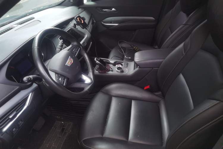 Used Cadillac XT4 2020 Revised Version 28T Two-Wheel Drive Leading Edition Left Front Seat