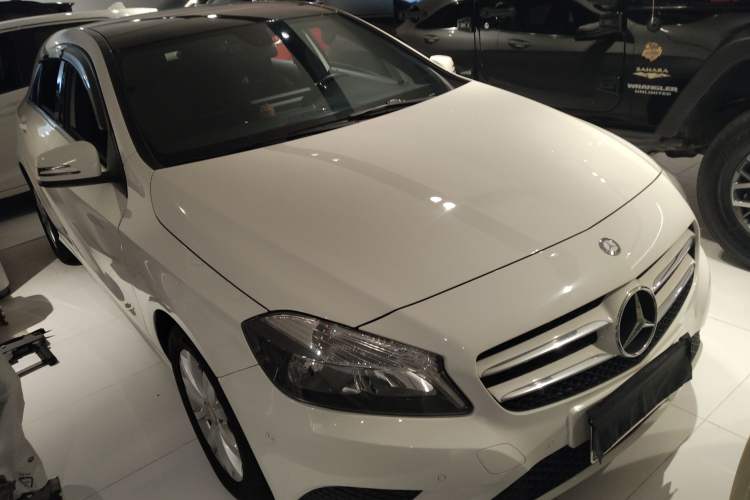 Used Mercedes-Benz A-Class (Import) 2013 A 180 Fashion Model