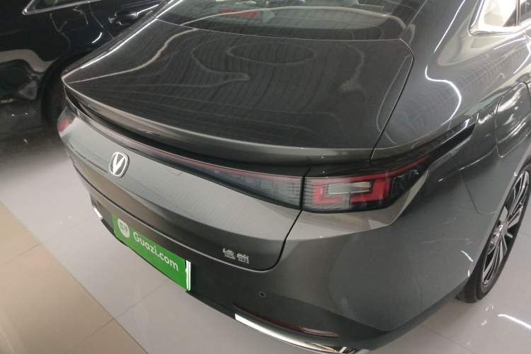 Used CHANGAN Eado PHEV 2025 Smart New Blue Whale 145KM Battleship Edition
