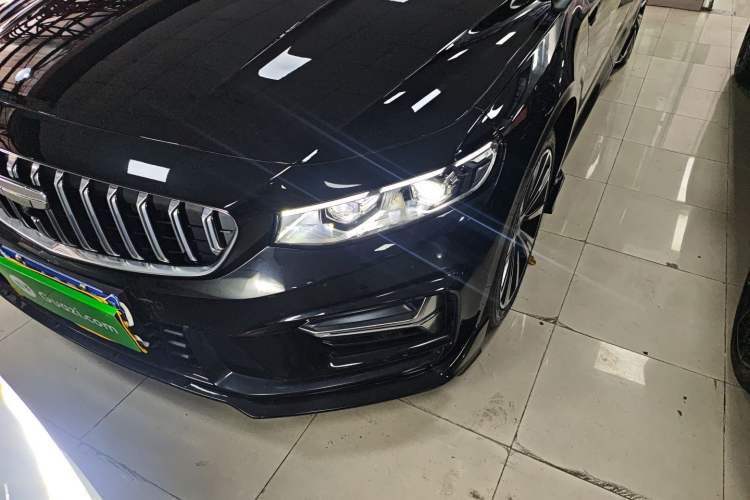 Used Geely Auto Preface 2025 Dongfang Yao 1.5TD Kunlun Edition Left Front Headlight