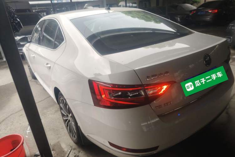 Used Skoda Superb 2016 TSI330 DSG Smart Drive Edition Rear Left 45 Deg